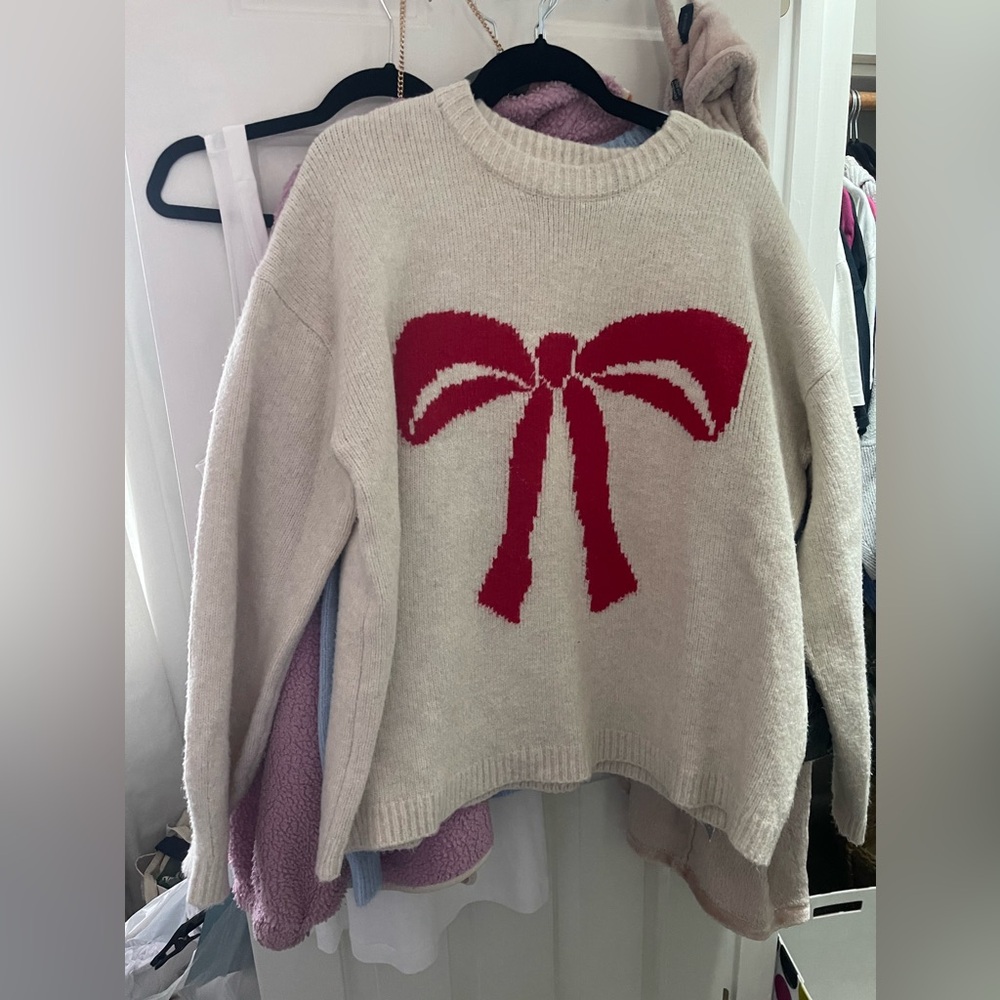Target Bow Sweater - Picture 2 of 2
